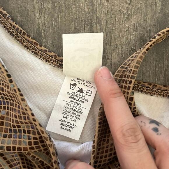 chica rica shiny snake skin bikini bottom - Picture 4 of 4